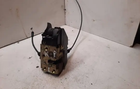 Renault Megane II Front door lock 027776