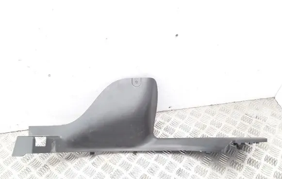 Renault Captur Rear sill trim cover 769532273R 769532273 633140081