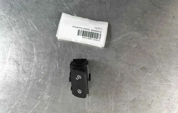 Volvo XC60 Central locking switch button 31433410