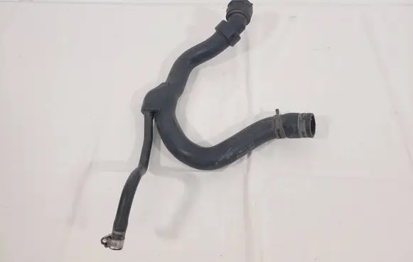 Audi A6 S6 C5 4B Engine coolant pipe/hose 4B0121101G