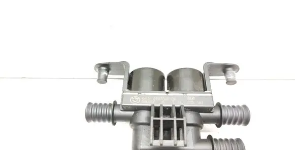 BMW 5 E60 E61 Coolant heater control valve 6931708 64116931708