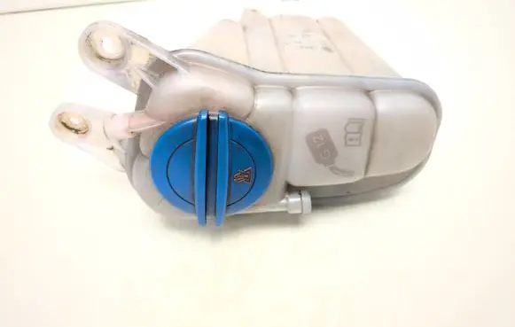 Audi A4 S4 B8 8K Coolant expansion tank/reservoir 8K0121403G 3B0121321