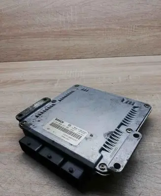 Renault Laguna II Engine control unit/module ECU HOM8200048297 0281010297
