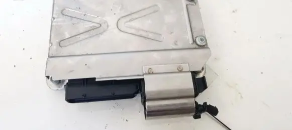 Audi A4 S4 B6 8E 8H Engine control unit/module 8e0907411