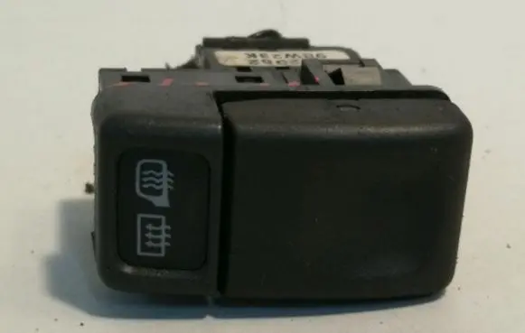 Volvo S70 V70 V70 XC Windscreen/window heater switch 9162952