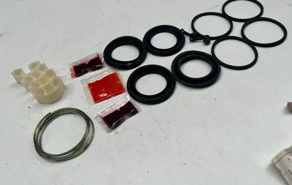 Nissan Almera Rear glass lock/latch Q313 41120G2825