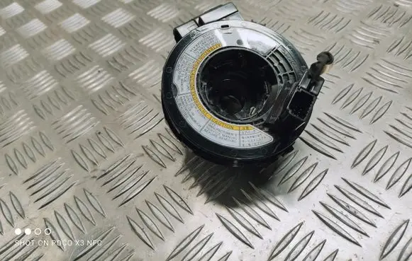 Suzuki Swift II Airbag slip ring squib (SRS ring) AM64J1RU07197