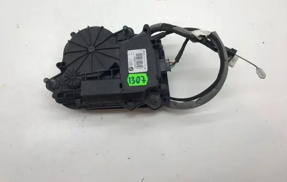 BMW 7 G11 G12 Tailgate boot lock/latch motor UA270768901 C36744101