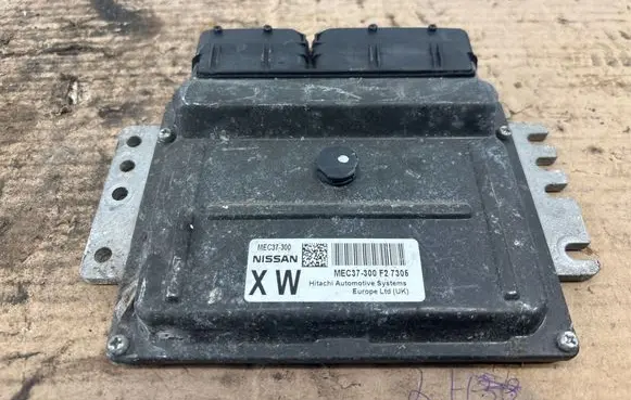 Nissan Micra Engine control unit/module MEC37300
