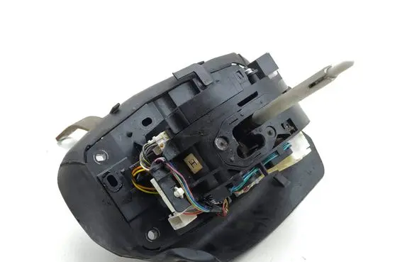 Infiniti Q50 Gear selector 75C652RHD