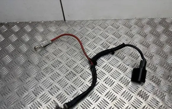 Volkswagen PASSAT B8 Positive cable (battery) 5Q0971228K