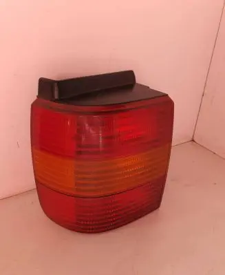 Volkswagen PASSAT B4 Rear/tail lights 3A9945111