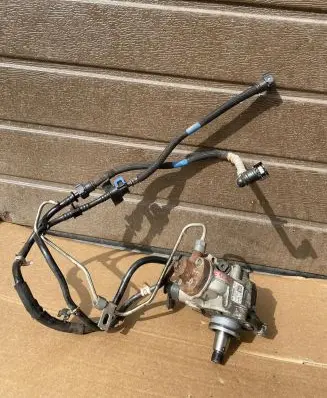 Land Rover Discovery Sport Fuel injection high pressure pump 0445010706 E1887