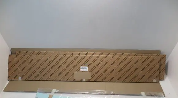 Front door rubber seal