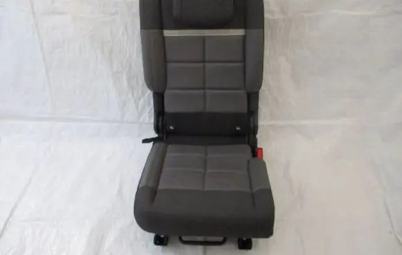Rear seat