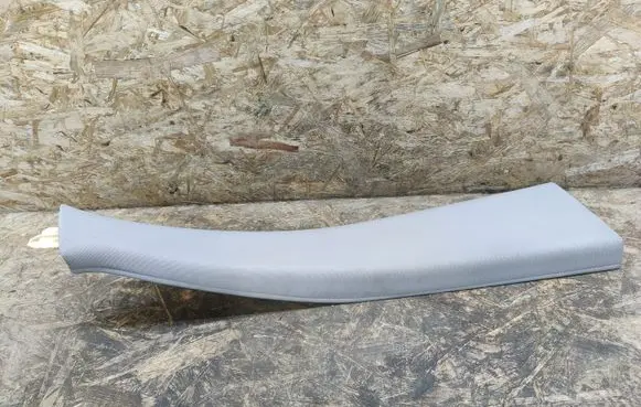 Cadillac SRX (B) pillar trim (top) 16371