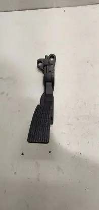 Mercedes-Benz ML W166 Accelerator throttle pedal A1663000204 6PV93396602 Q002ZGS004