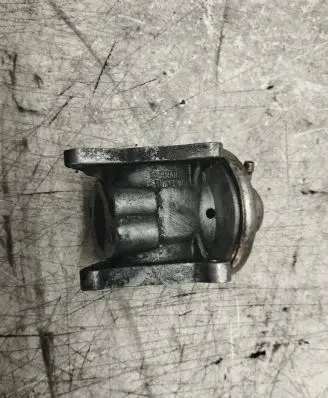 Volkswagen Golf V EGR valve 038131501AF 005603054