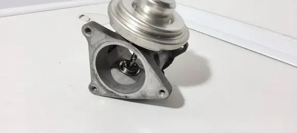 Audi A3 S3 8P EGR valve 038131501AF 180406102