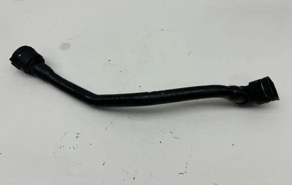 Mercedes-Benz GLA W156 Engine coolant pipe/hose A2465010058