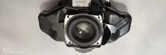 Audi A8 S8 D4 4H Subwoofer speaker 4H0035297