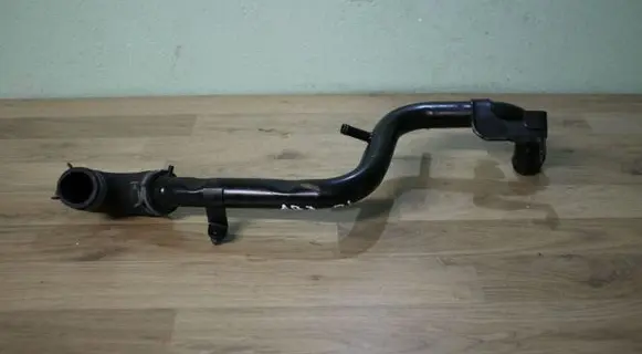 Audi A4 S4 B7 8E 8H Engine coolant pipe/hose 038121071S