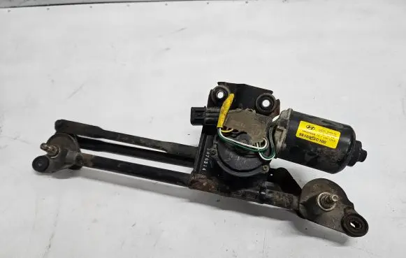 Hyundai Getz Front wiper linkage and motor 981001C100