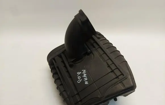 Porsche Macan (95B) Air filter cleaner box bracket assembly 95B129601D-JLK01