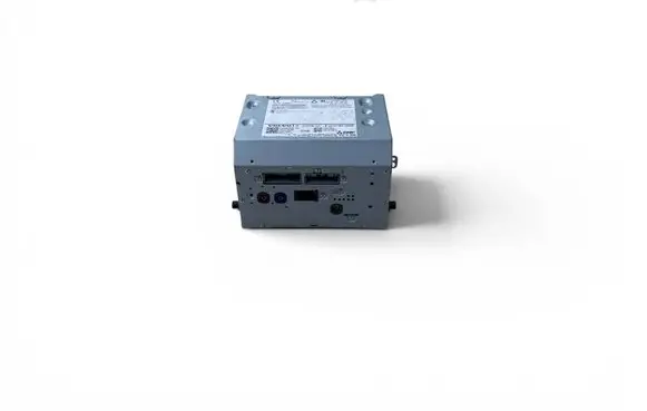 Volvo XC90 Radio/CD/DVD/GPS head unit 32247689 32247694