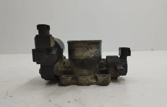 Toyota Corolla Verso AR10 Engine shut-off valve 1923002010 PA612GF33