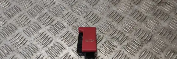 Engine bonnet (hood) release handle