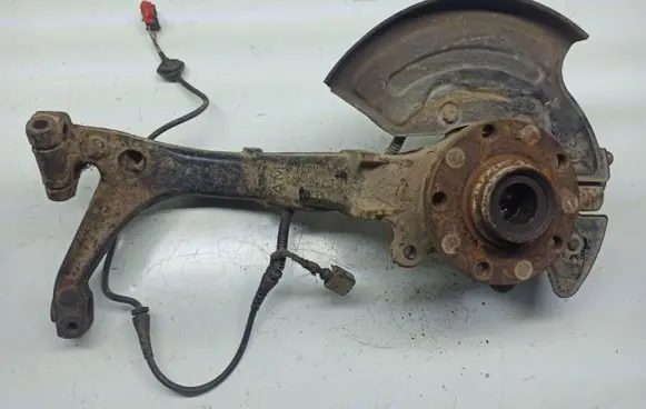 Volkswagen PASSAT B5.5 Front wheel hub