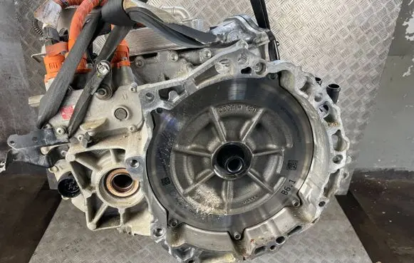 Skoda Superb B8 (3V) Automatic gearbox UYJ FD6DD001