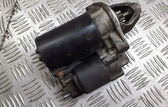 Mercedes-Benz C AMG W202 Starter motor 0051513901