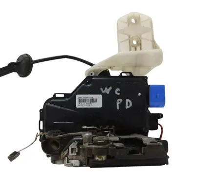 Volkswagen Caddy Front door lock 3D2837016S