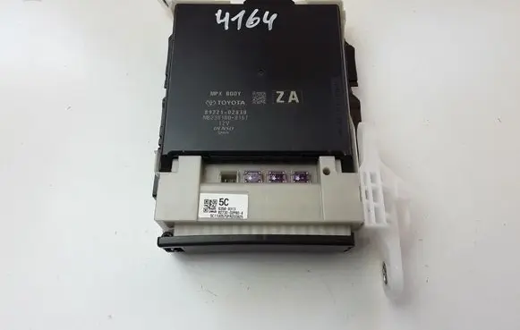 Suzuki Swace Comfort/convenience module 8922102830