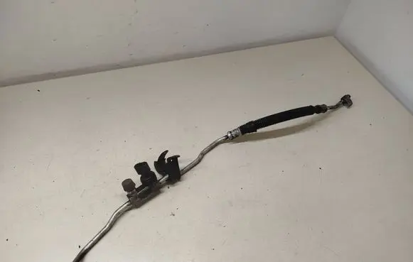 Land Rover Range Rover Sport L320 Air conditioning (A/C) pipe/hose 