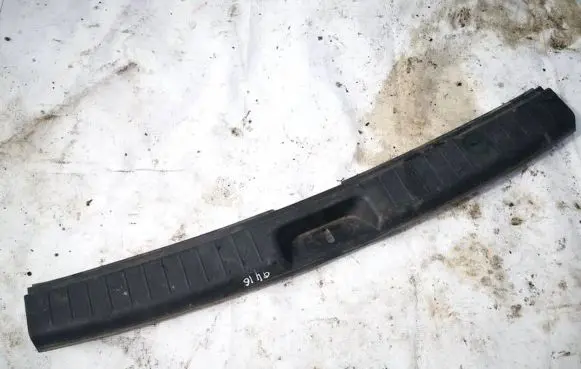 Other trunk/boot trim element