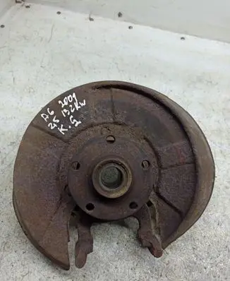 Audi A6 S6 C5 4B Rear wheel hub