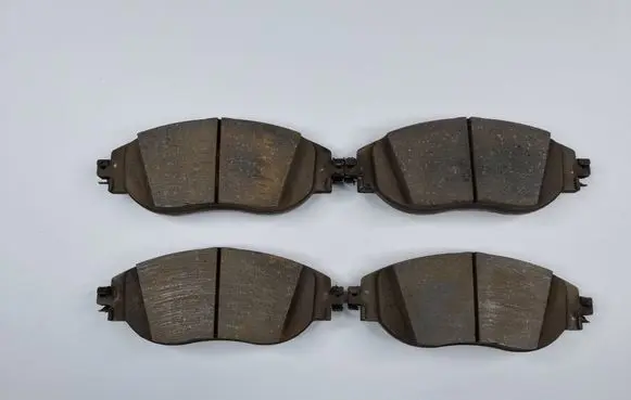 Volkswagen Tiguan Allspace Brake pads (front) 