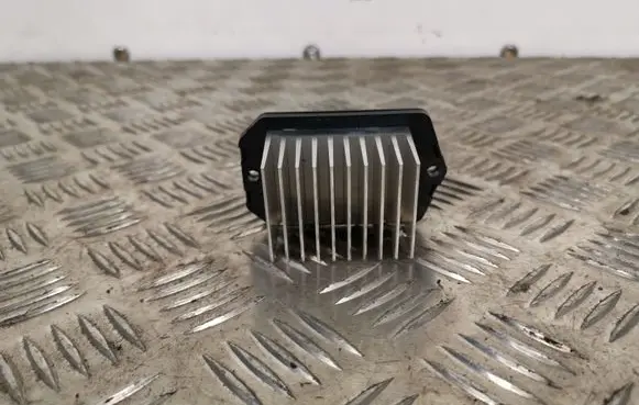Honda CR-V Heater blower fan relay 0778001030