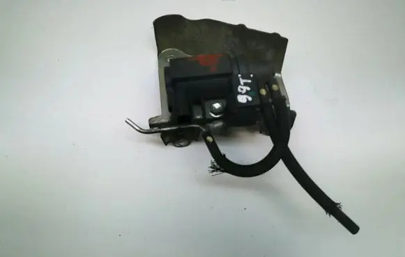 Toyota Corolla Verso AR10 Vacuum valve 70051308 700513 25819