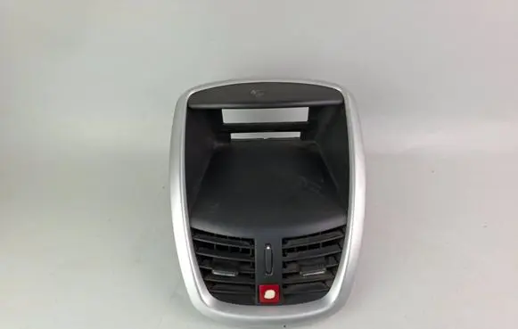 Peugeot 207 Dash center air vent grill 96724726ZD A1099880