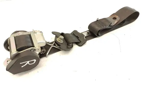 Peugeot 407 Front seatbelt B507743 8974HH