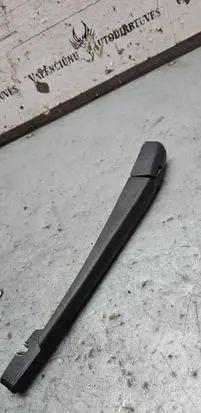 Peugeot 307 Rear wiper blade arm 