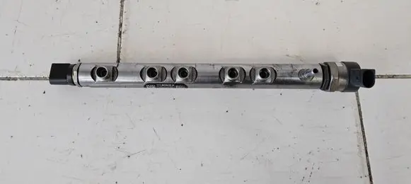 BMW 3 E90 E91 Fuel main line pipe 0445214182 443880L1