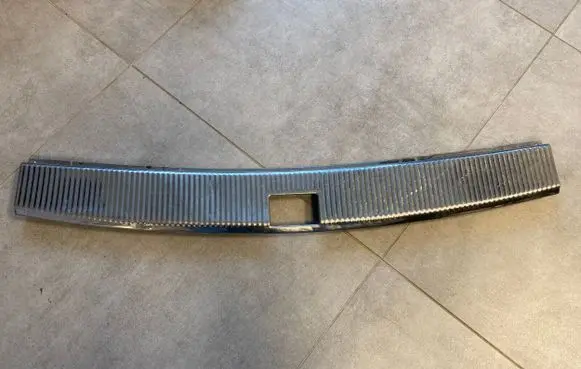Volkswagen Touareg I Trunk/boot sill cover protection 7P0863459E