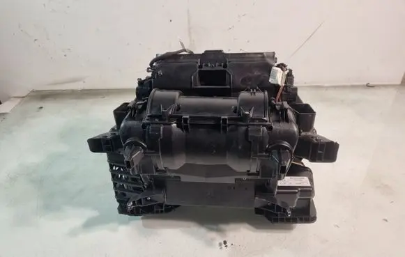 BMW 5 E60 E61 Interior heater climate box assembly 9134987