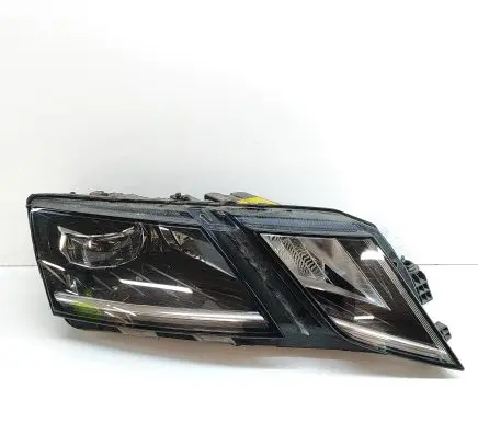 Skoda Octavia Mk3 (5E) Headlight/headlamp 5E1941016D 7P5941591AD