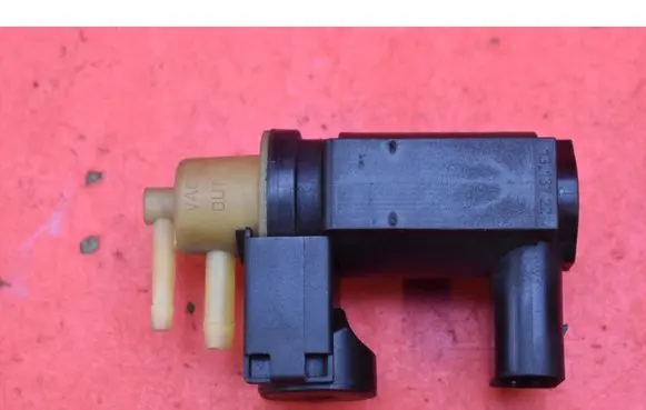 Volvo V60 Vacuum valve 31339808
